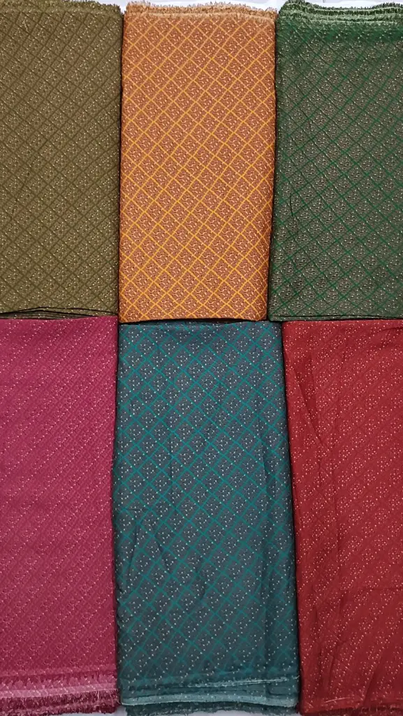 Sofiya Cut Border